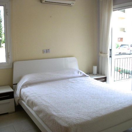 Villa Laurel Peyia Luaran gambar