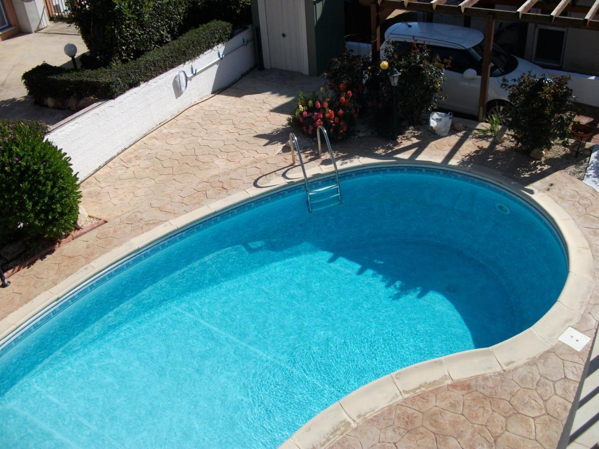 Villa Laurel Peyia Luaran gambar